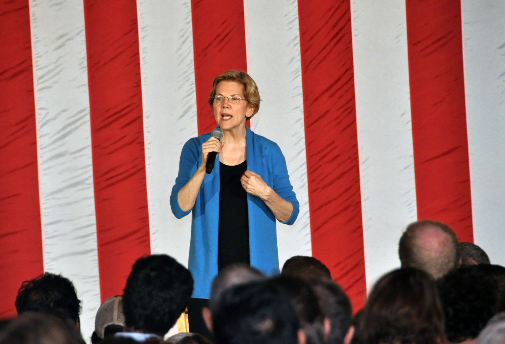 Elizabeth Warren Aurora
